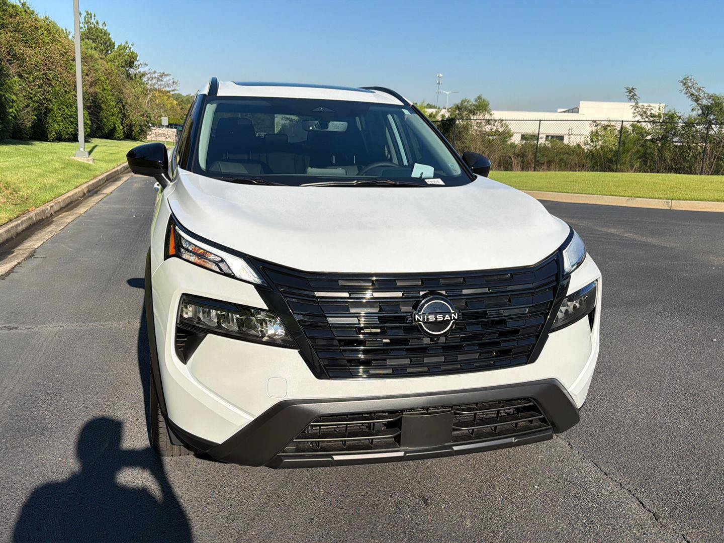 New 2026 Nissan Rogue Dark Armor FWD image 8