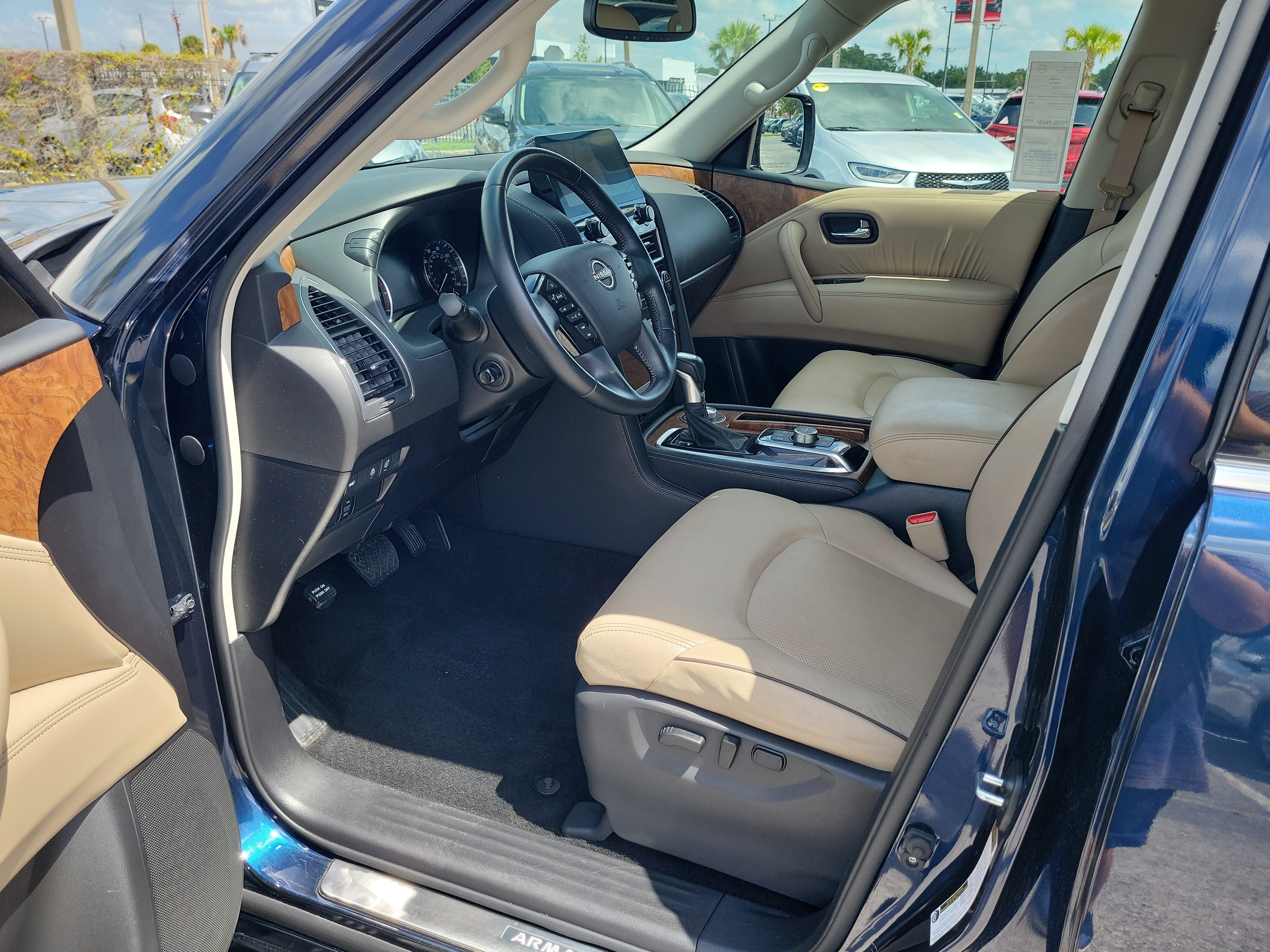 Certified 2023 Nissan Armada SL w/ Cargo Package AWD/4WD image 12