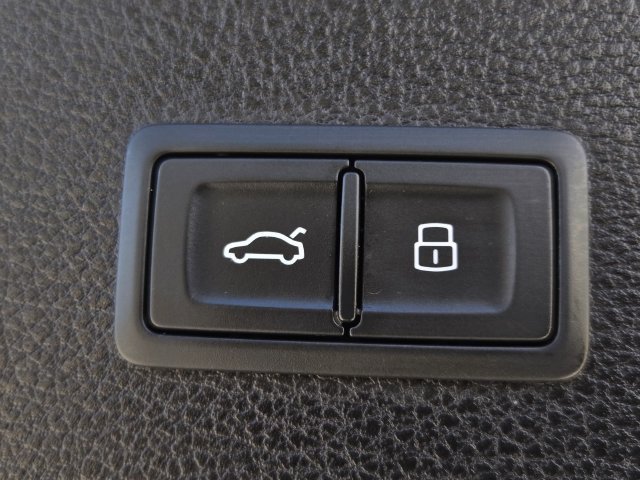 Used 2024 Audi SQ5 Premium Plus AWD/4WD image 12