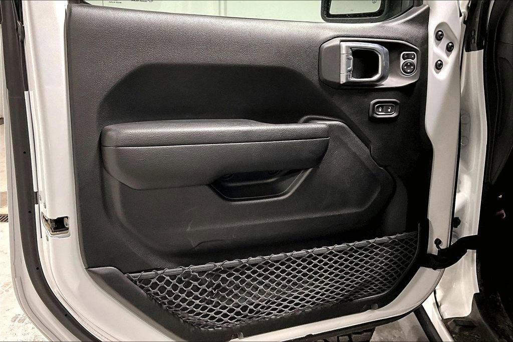 Used 2023 Jeep Wrangler Unlimited Rubicon w/ LED Lighting Group image 21