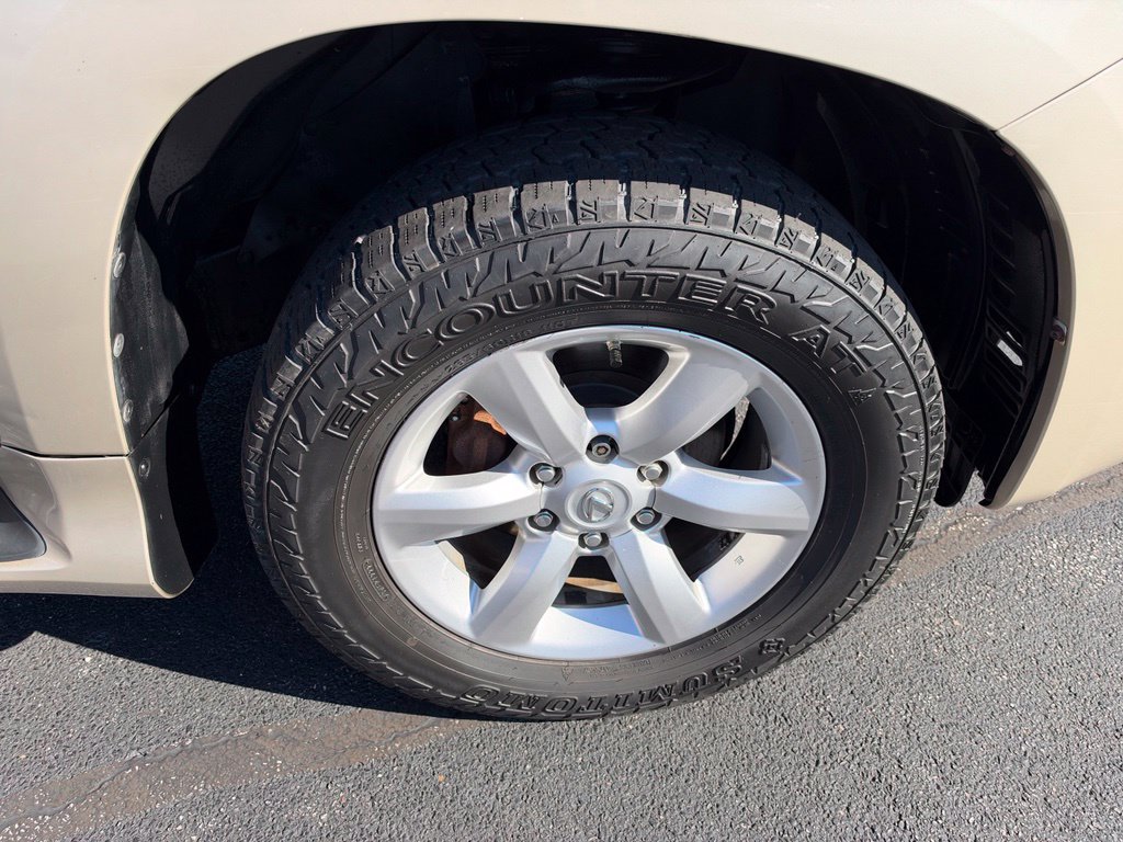 Used 2011 Lexus GX 460 w/ Comfort Plus Pkg AWD/4WD image 17
