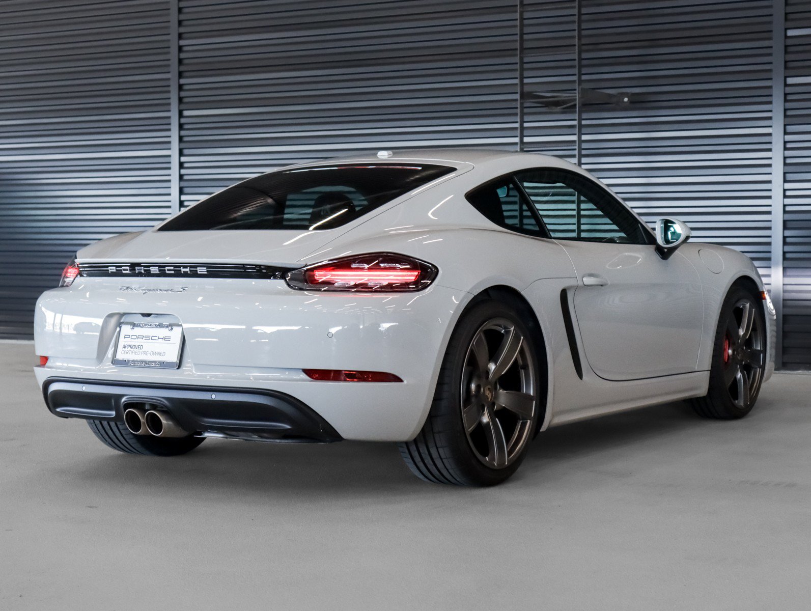 Certified 2024 Porsche 718 Cayman S RWD image 10