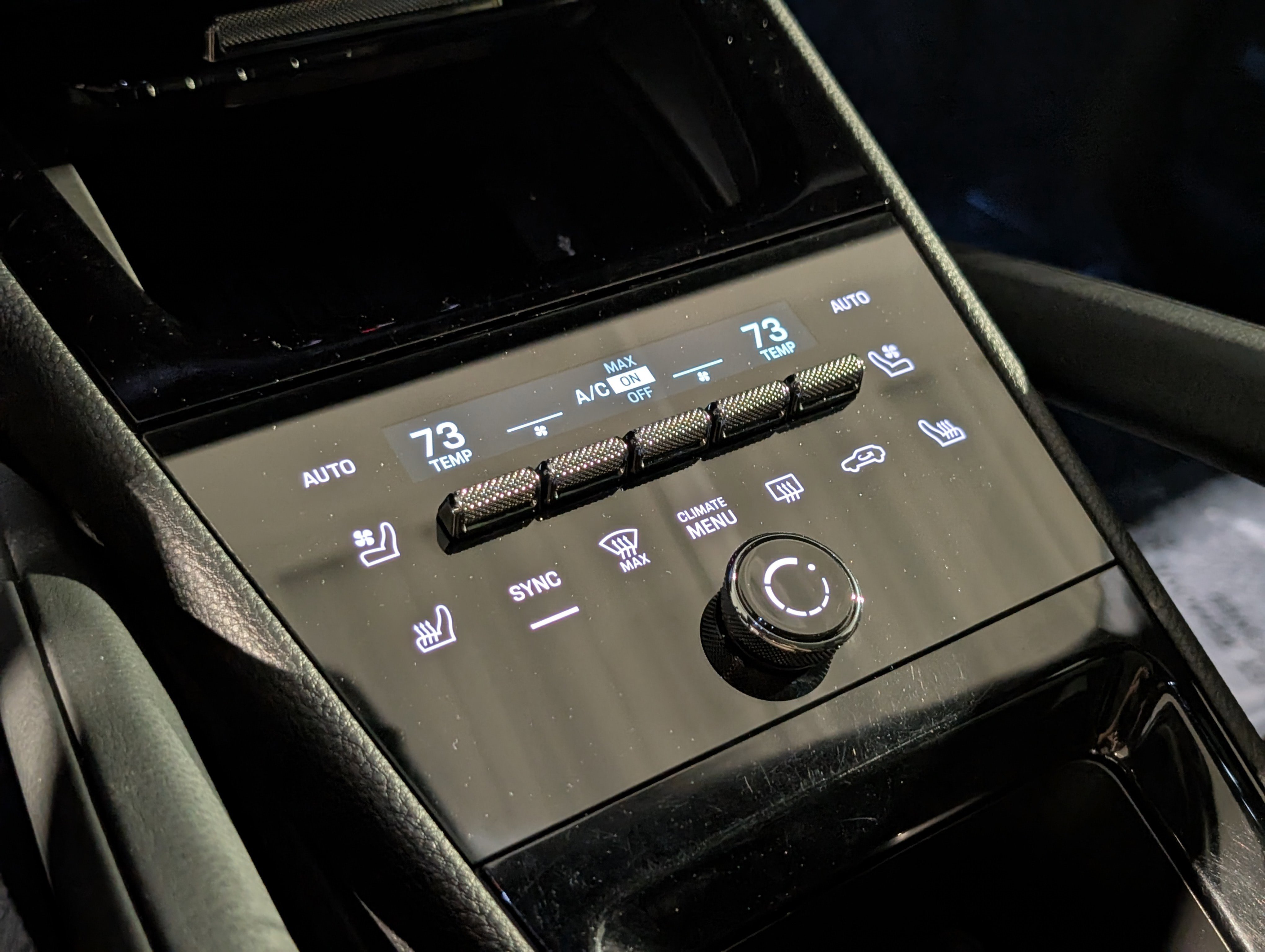 Certified 2024 Porsche Cayenne Coupe image 39