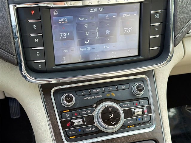 Used 2020 Lincoln Continental AWD image 33