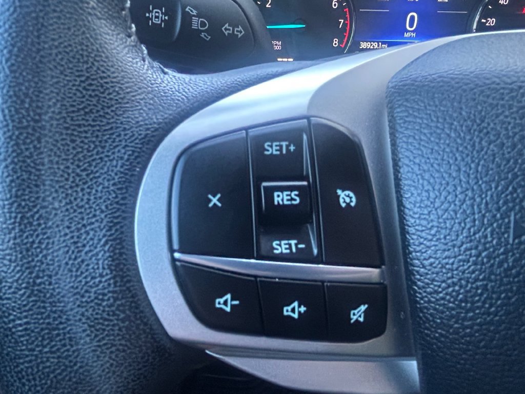 Used 2023 Ford Explorer XLT RWD image 12