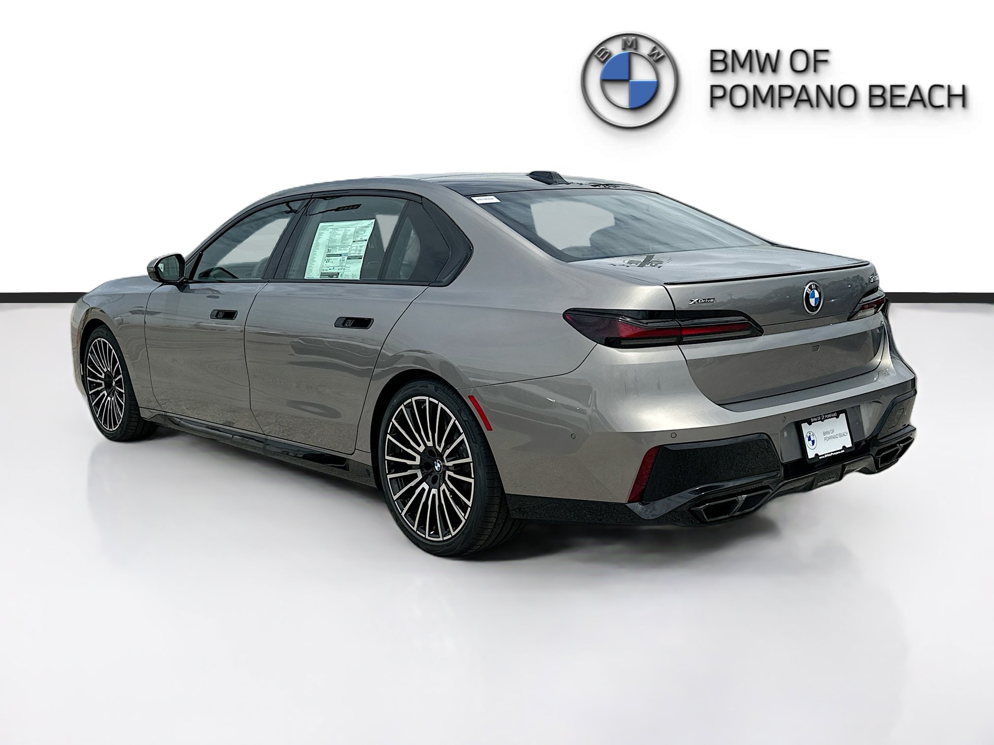 New 2026 BMW 760i xDrive w/ Executive Package AWD/4WD image 4