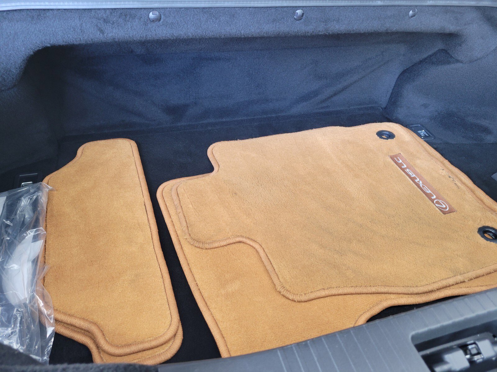 Certified 2024 Lexus LC 500 Convertible image 12