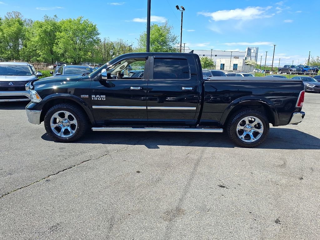 Used 2016 RAM 1500 Laramie w/ Convenience Group AWD/4WD image 9