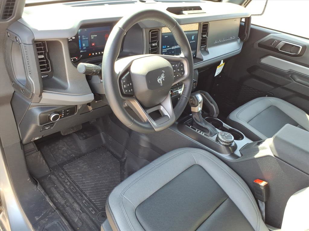 Used 2024 Ford Bronco Big Bend image 3