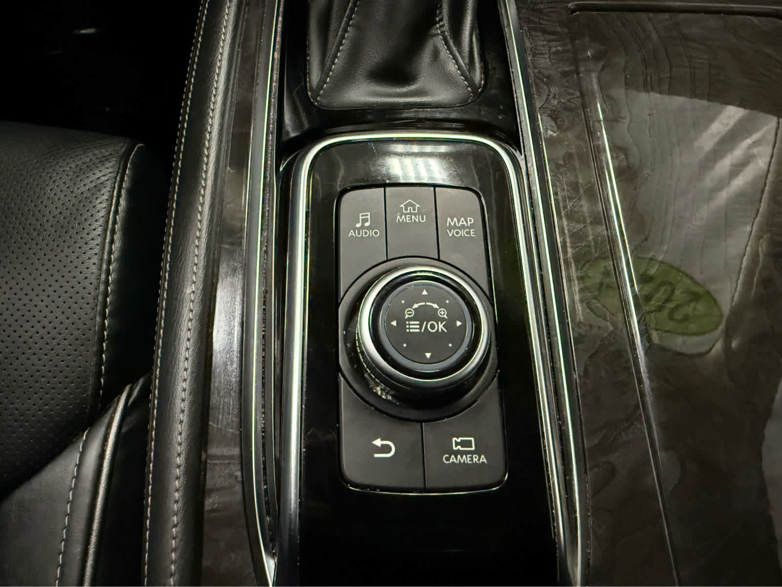 Used 2024 INFINITI QX80 Luxe w/ Cargo Package image 20