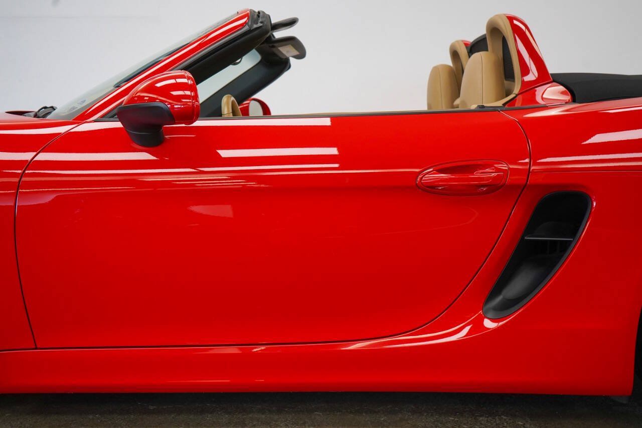 Used 2015 Porsche Boxster S RWD image 17