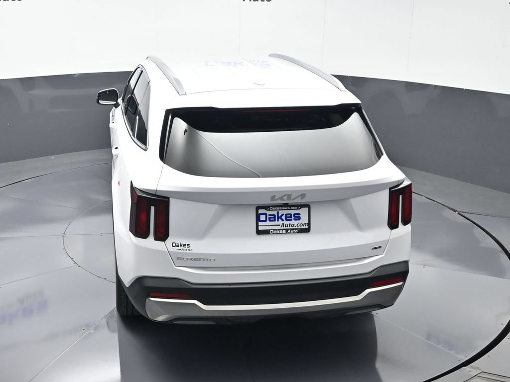 Certified 2026 Kia Sorento EX AWD/4WD image 52
