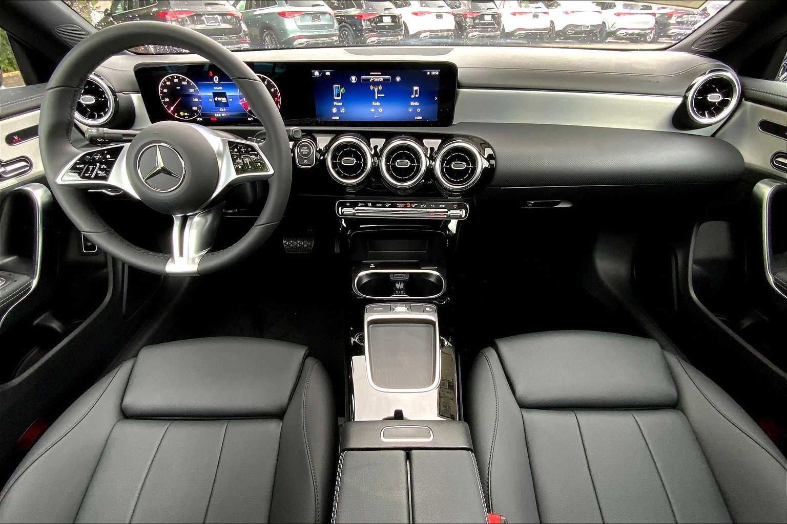 New 2026 Mercedes-Benz CLA 250 4MATIC image 5