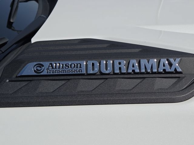 Used 2025 Chevrolet Silverado 2500 High Country w/ High Country Premium Package AWD/4WD image 11