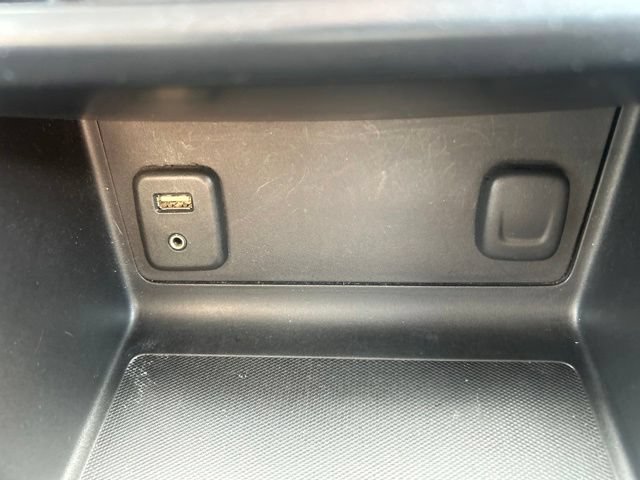 Used 2015 GMC Canyon SLE AWD/4WD image 28