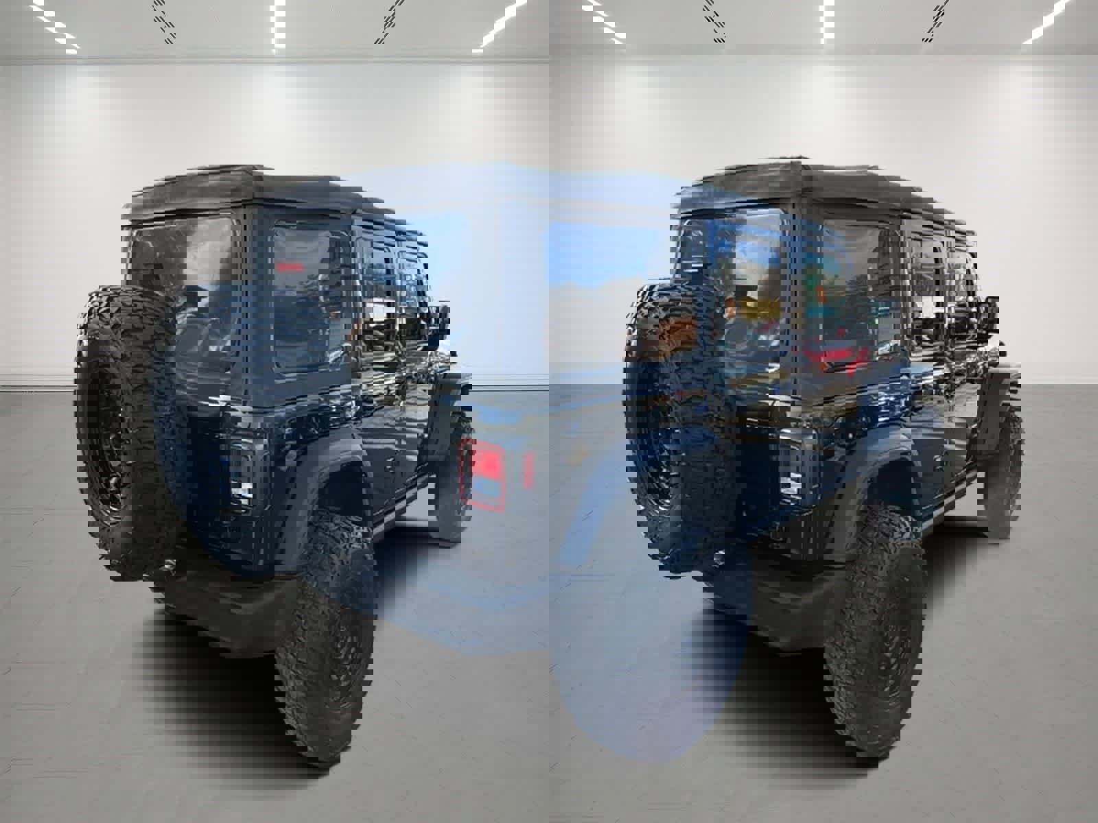 Used 2022 Jeep Wrangler Unlimited Sport image 5