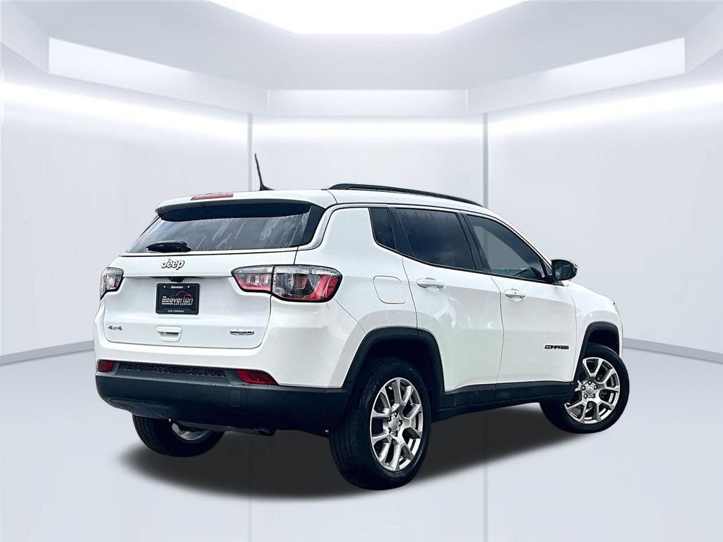 Used 2022 Jeep Compass Latitude AWD/4WD image 14