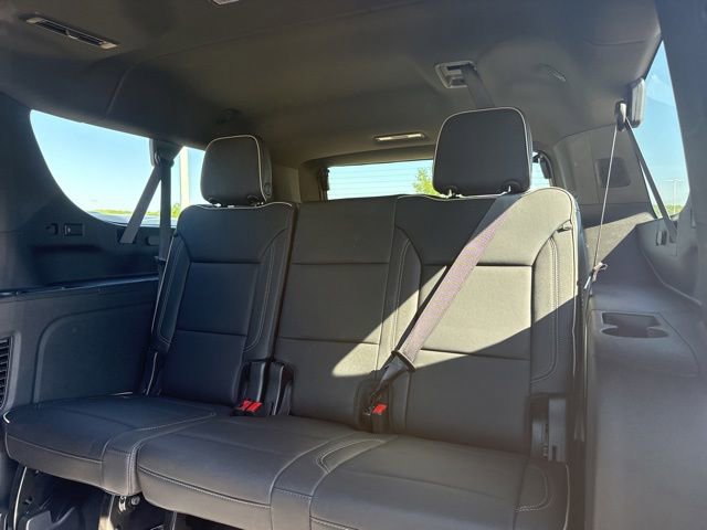 Used 2022 GMC Yukon XL SLT w/ SLT Premium Package AWD/4WD image 41