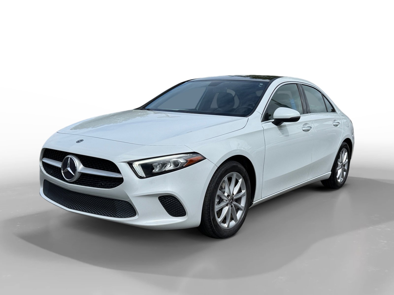 Used 2019 Mercedes-Benz A 220 image 1