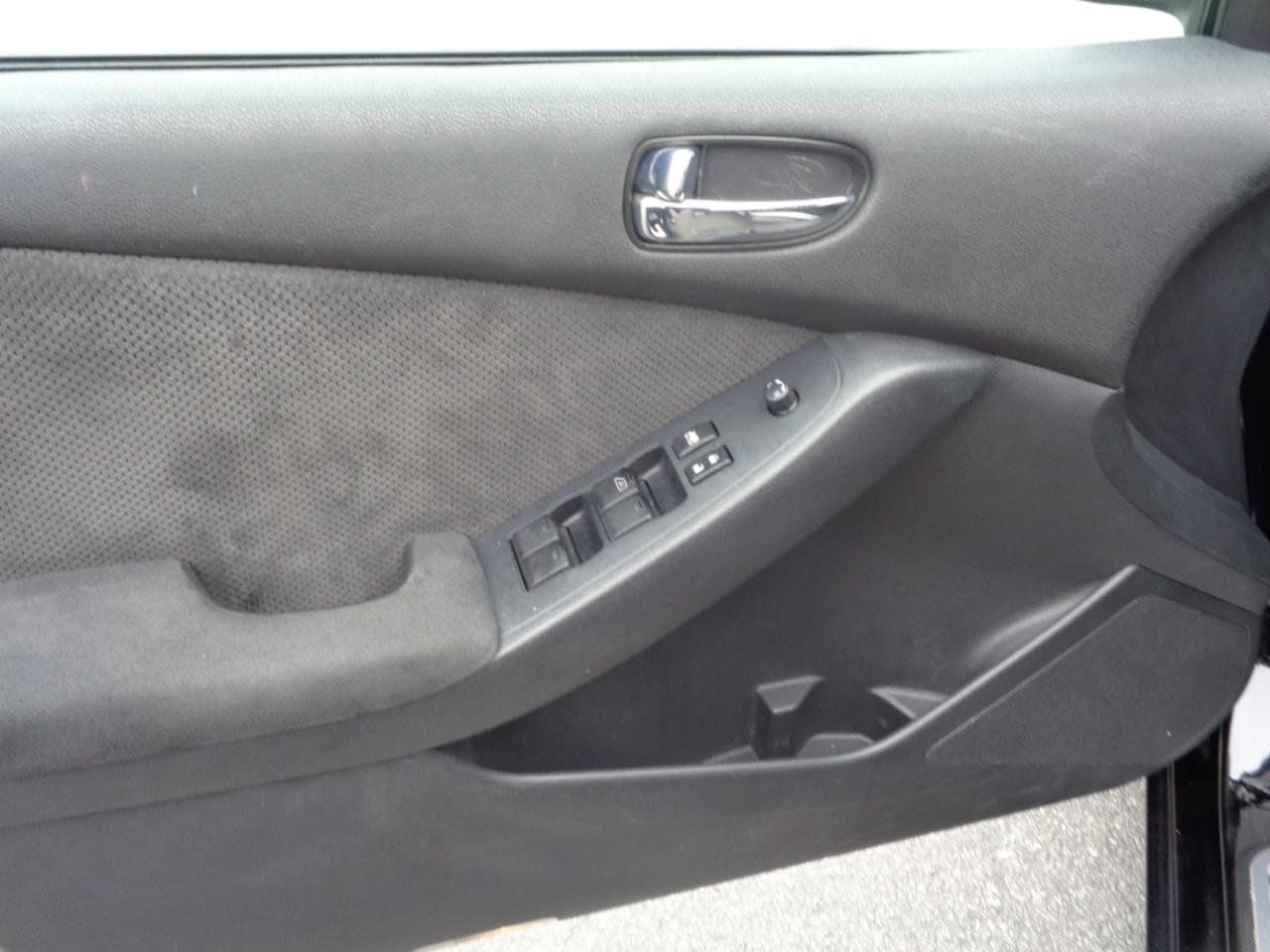 Used 2009 Nissan Altima 2.5 S FWD image 20