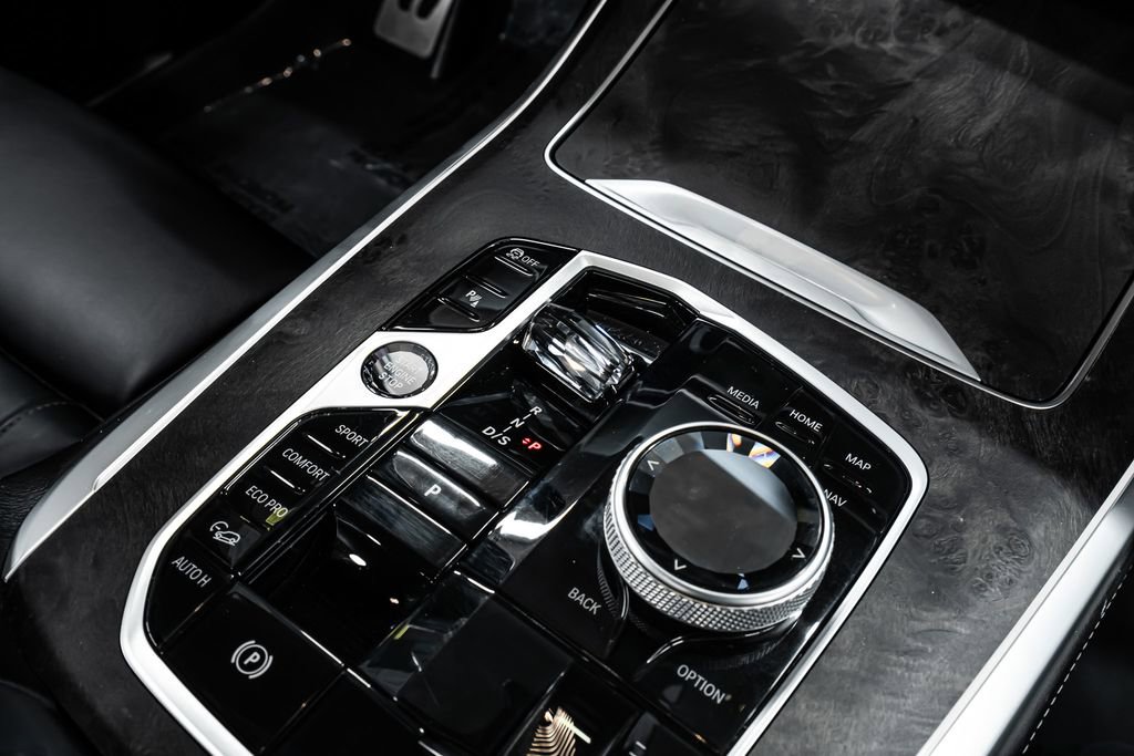 Used 2023 BMW X7 xDrive40i w/ M Sport Package image 26