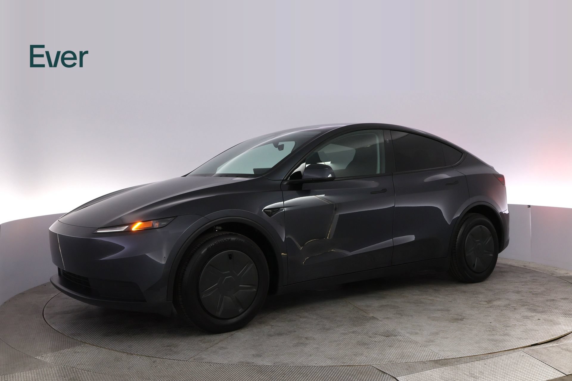 Used 2026 Tesla Model Y 2WD image 18