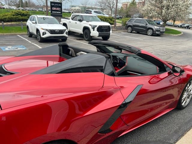 Used 2021 Chevrolet Corvette Stingray Premium Conv w/ Z51 Performance Package RWD image 10