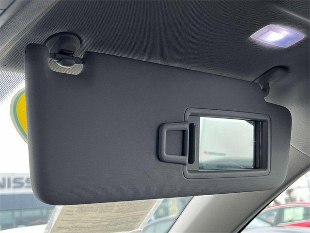 Used 2025 Volkswagen Taos SE image 30