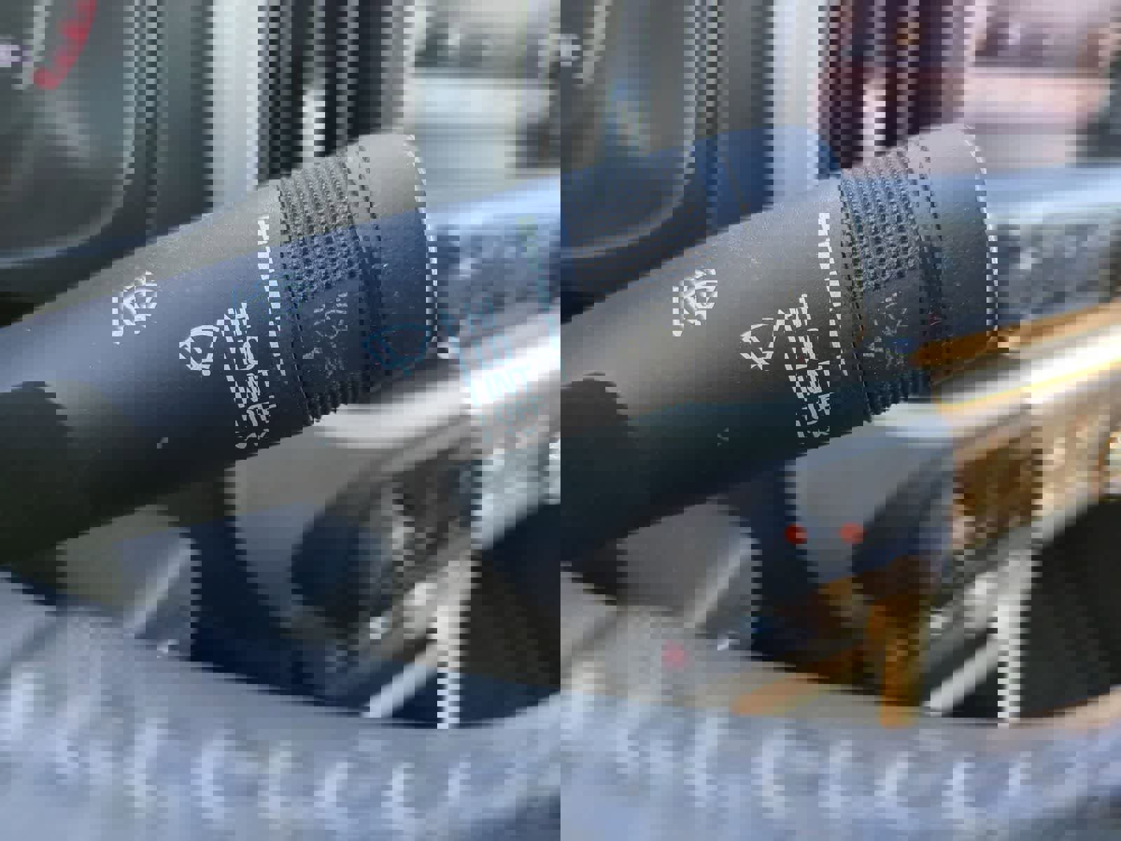 Used 2015 GMC Canyon SLE image 25