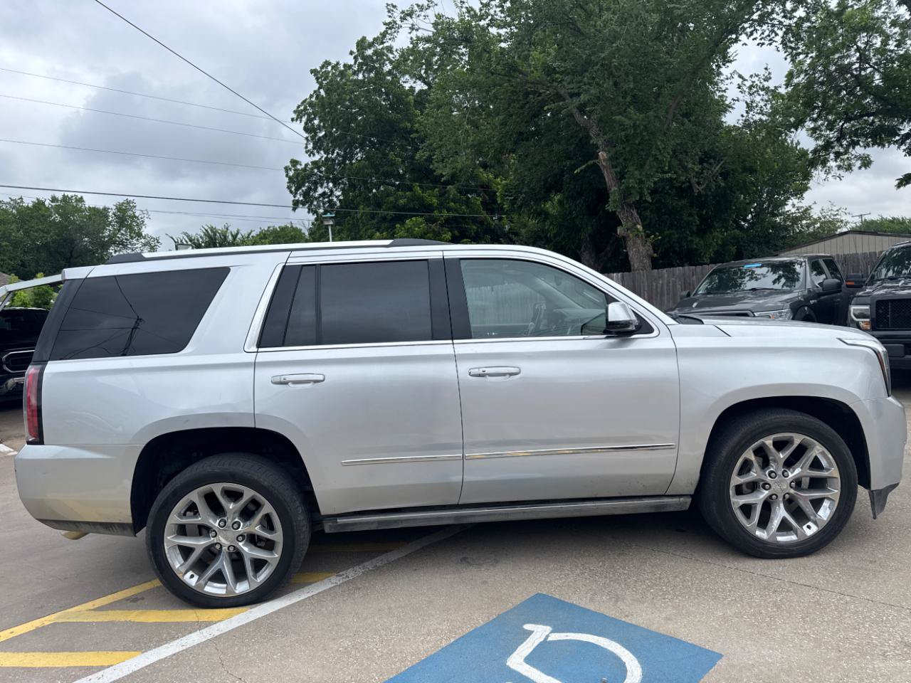 Used 2018 GMC Yukon Denali w/ Denali Ultimate Package RWD image 10