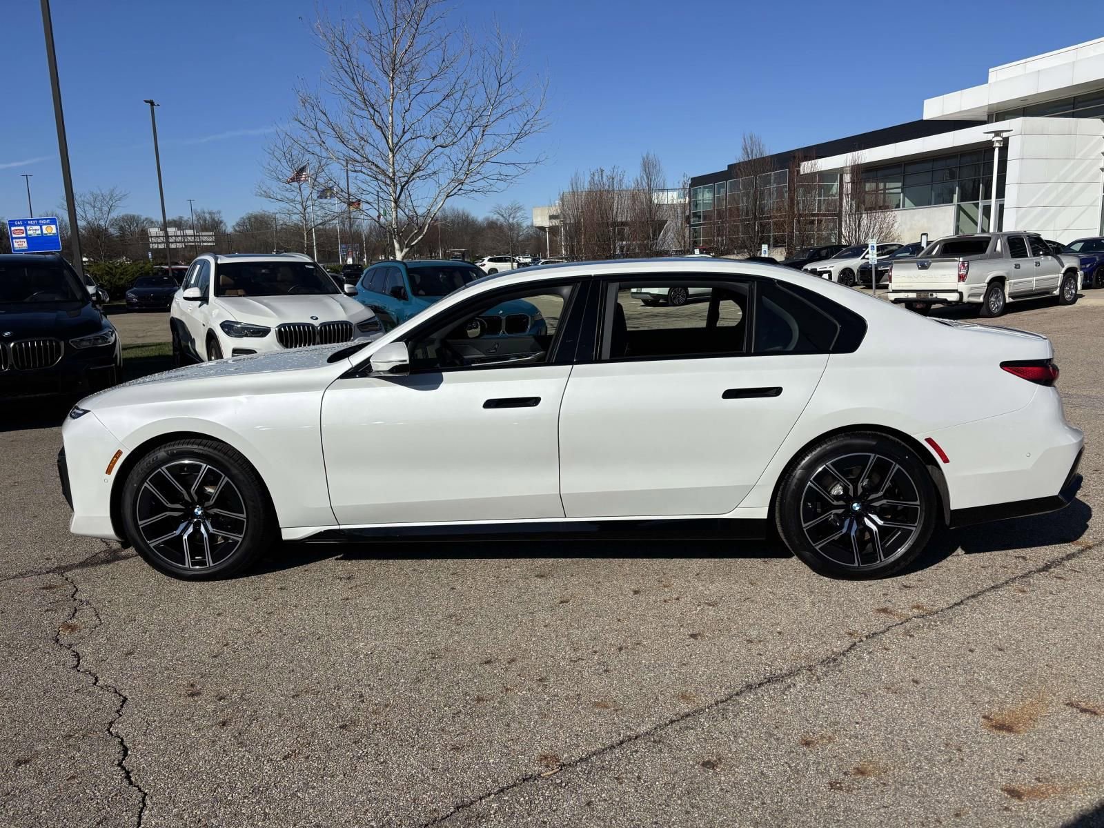New 2026 BMW 760i xDrive AWD/4WD image 8