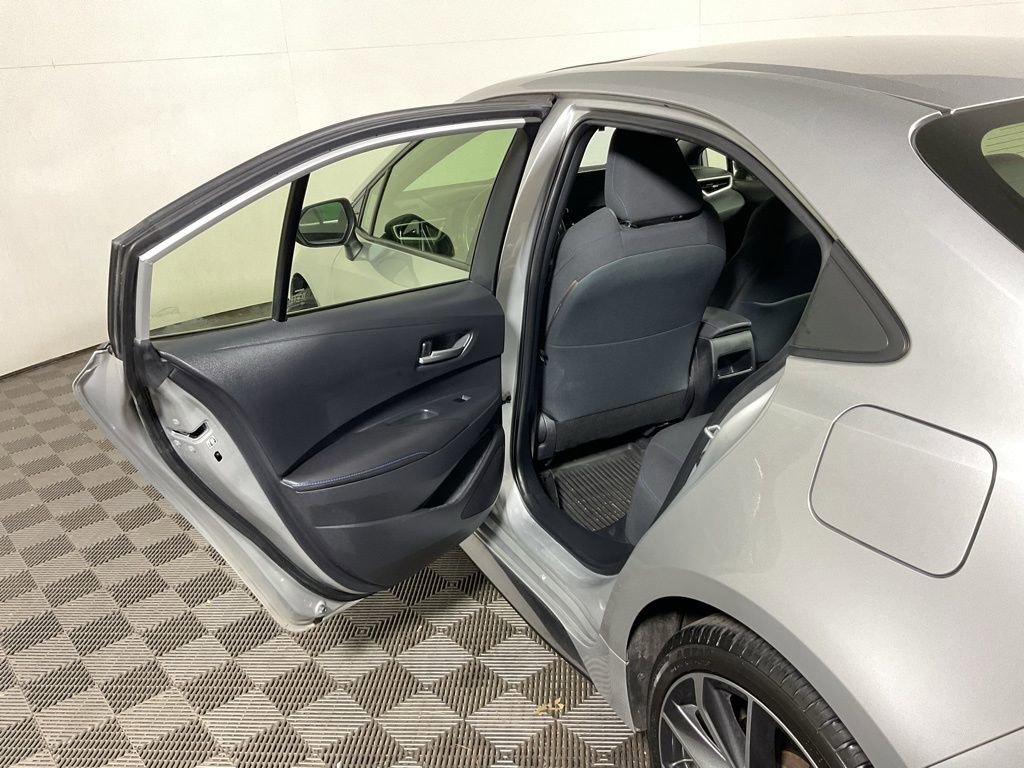 Used 2020 Toyota Corolla SE w/ SE Premium Package FWD image 33
