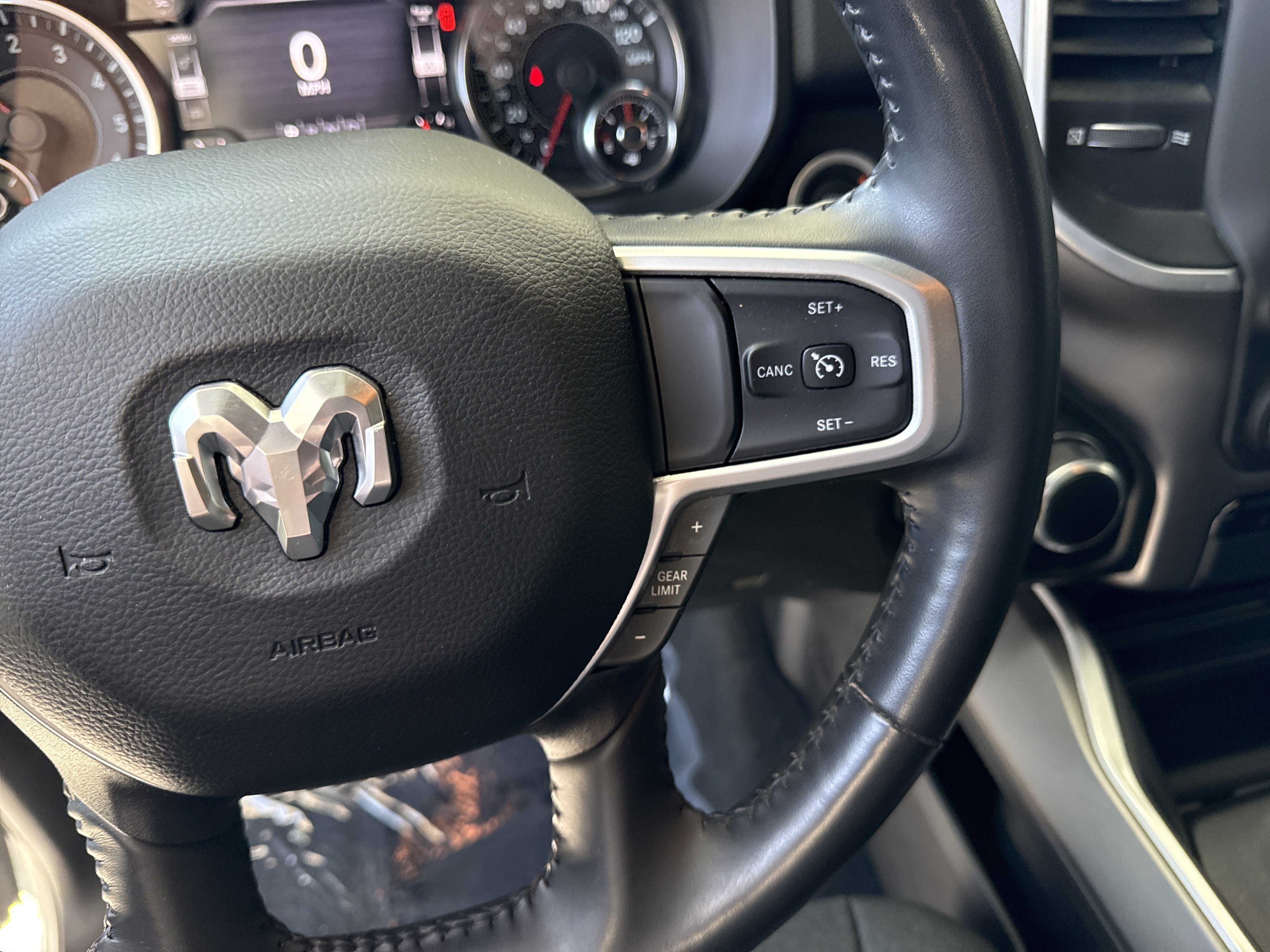Used 2022 RAM 1500 Big Horn AWD/4WD image 19