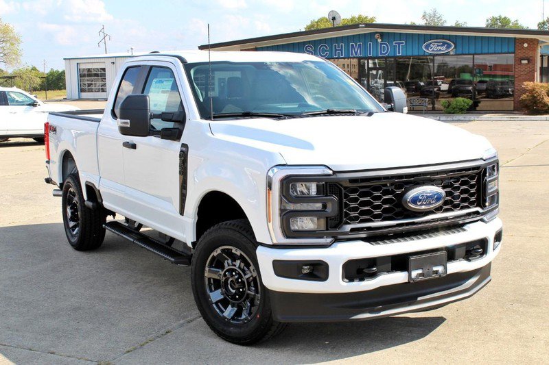 New 2026 Ford F350 XL image 2