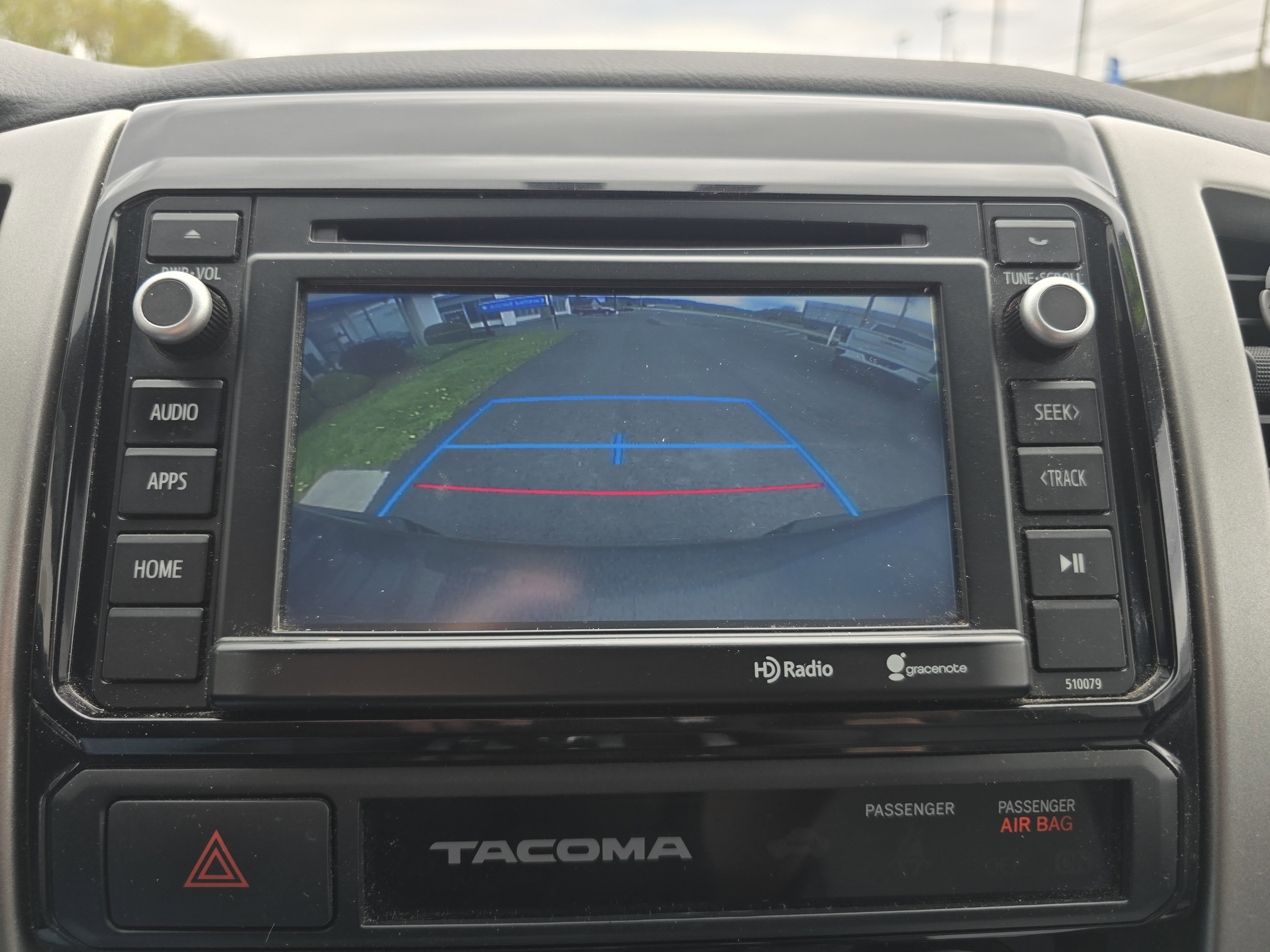 Used 2015 Toyota Tacoma 4x4 Double Cab w/ TRD Sport Package image 26