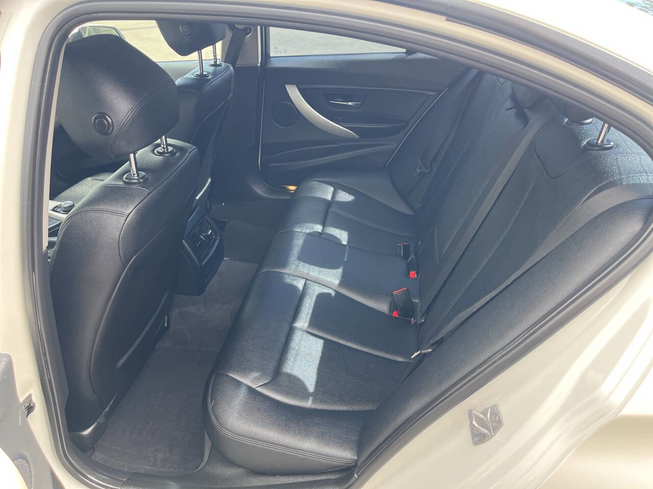 Used 2015 BMW 320i Sedan image 11