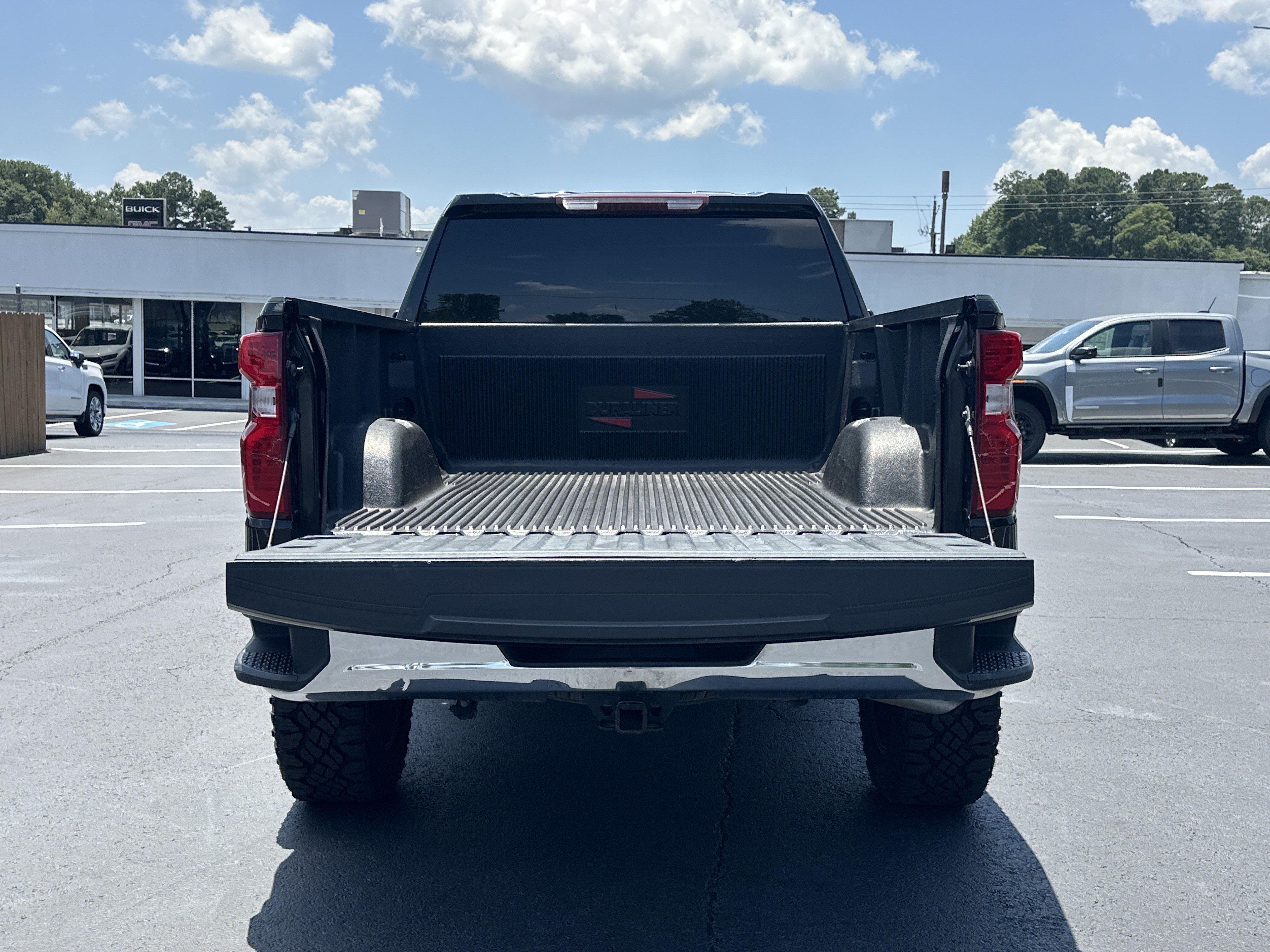Used 2020 Chevrolet Silverado 1500 LT w/ Trailering Package AWD/4WD image 14