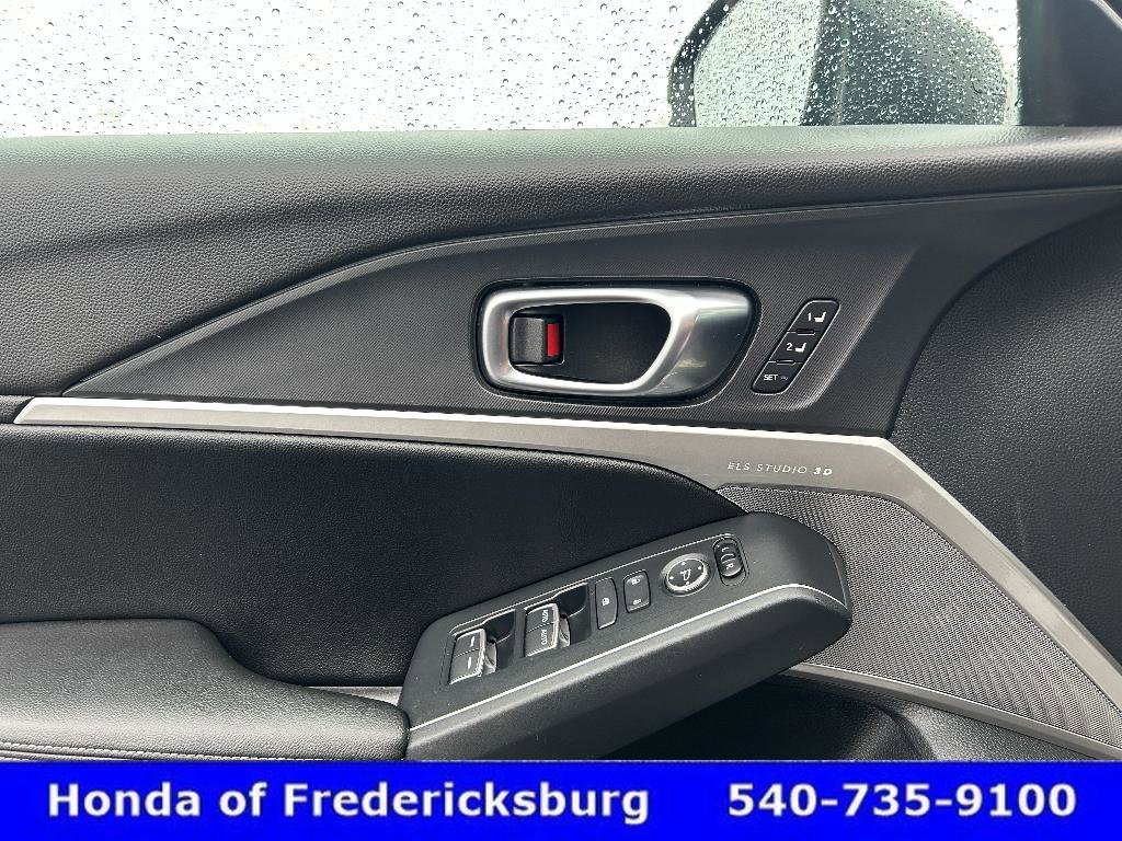 Used 2023 Acura Integra A-Spec image 27