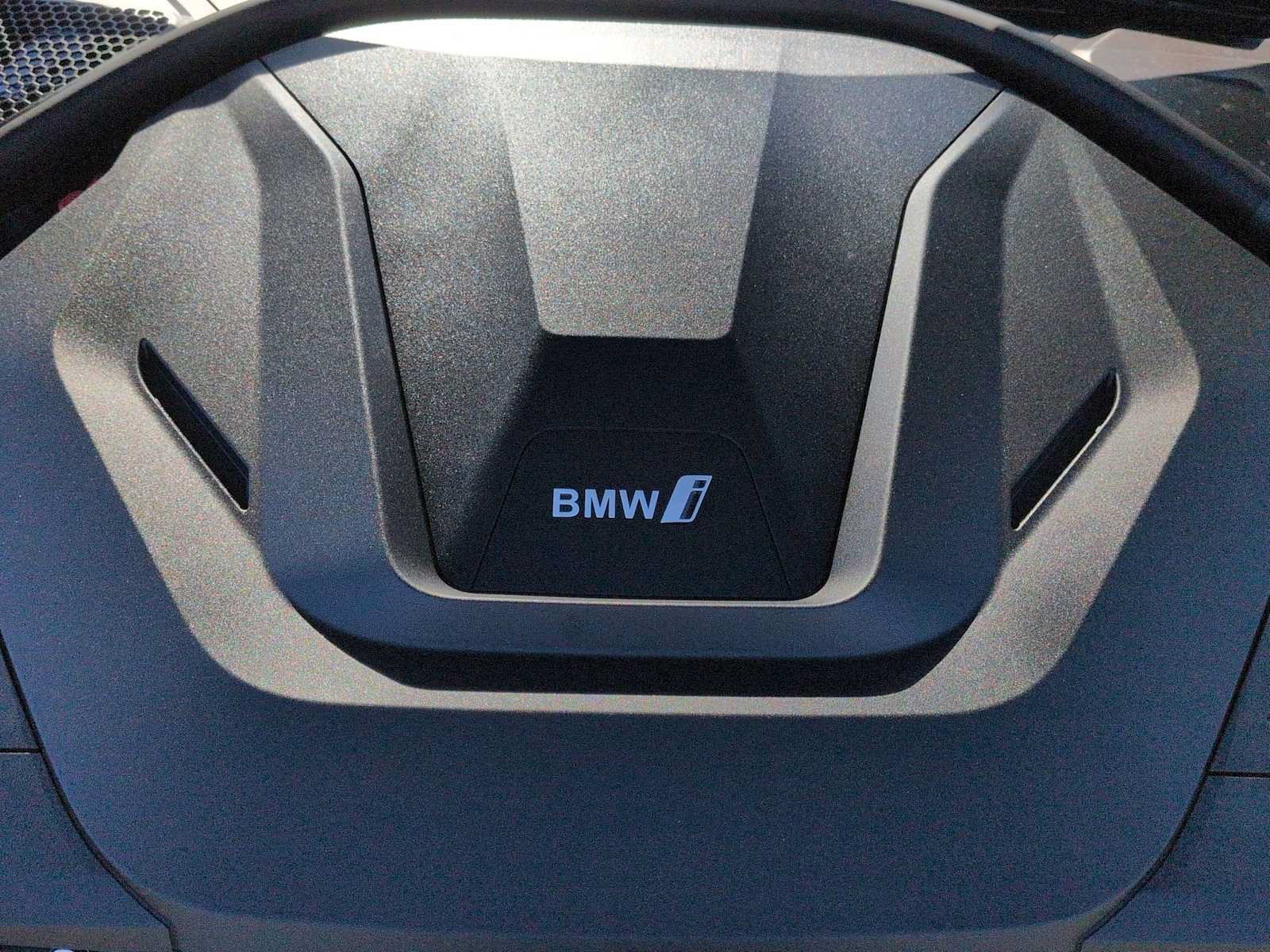 Used 2026 BMW i4 xDrive40i w/ Premium Package AWD/4WD image 15