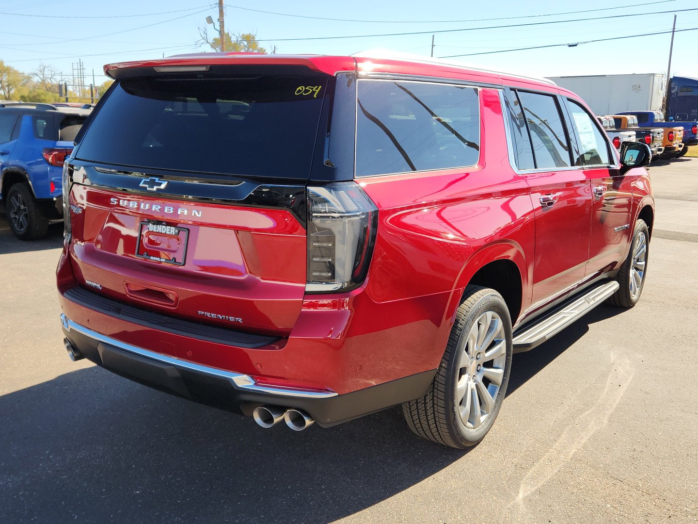 New 2026 Chevrolet Suburban Premier image 4