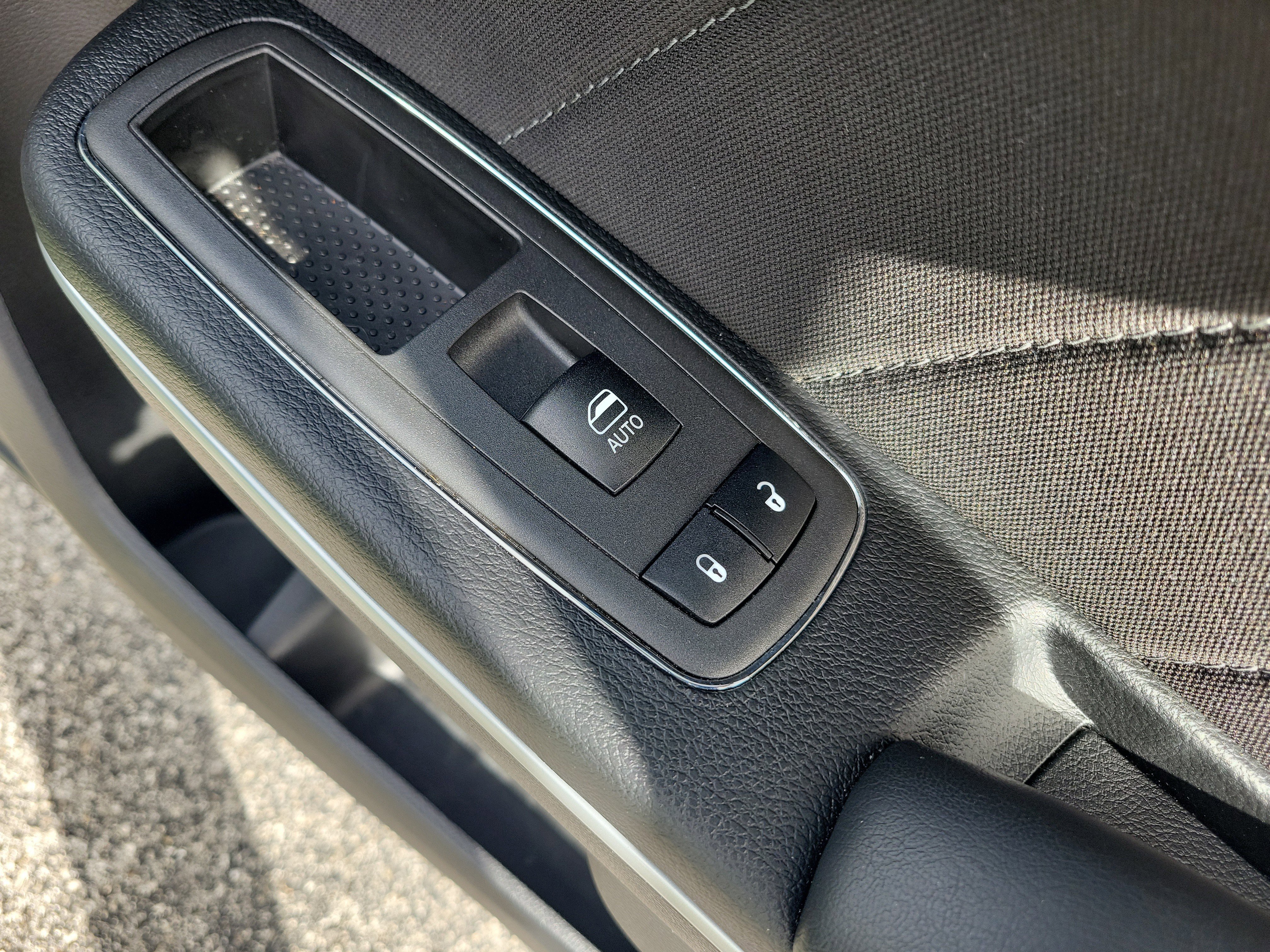 Used 2022 Dodge Charger R/T image 10