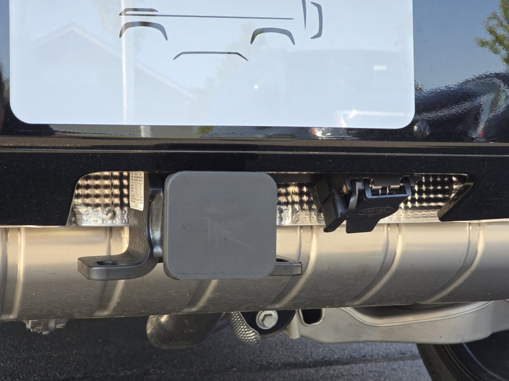 New 2025 Land Rover Defender 110 X-Dynamic SE image 22