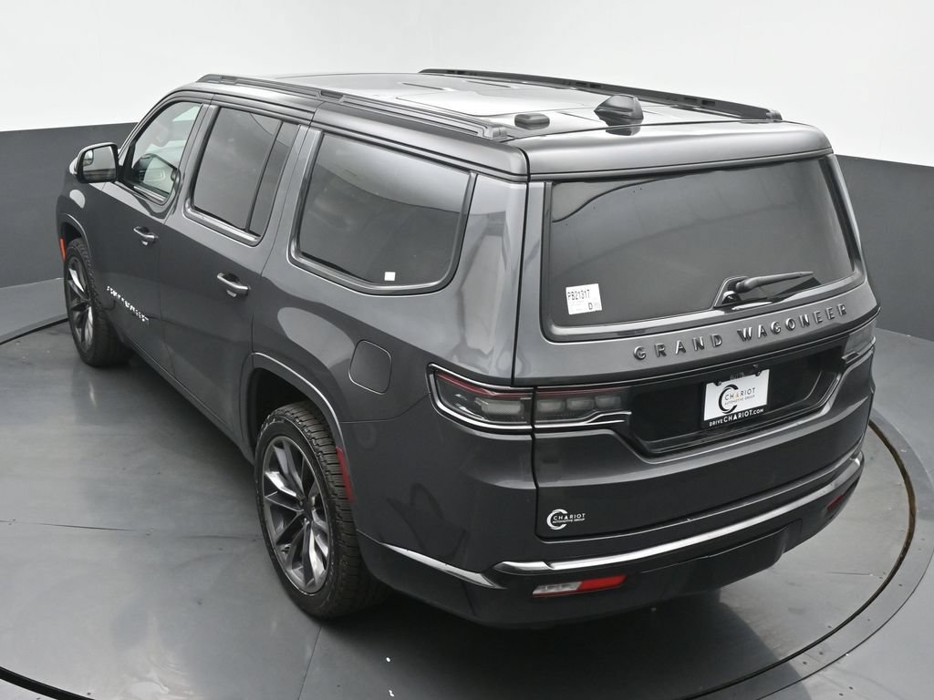 Used 2025 Jeep Grand Wagoneer Series III w/ Rear Seat Video Group 1 AWD/4WD image 35