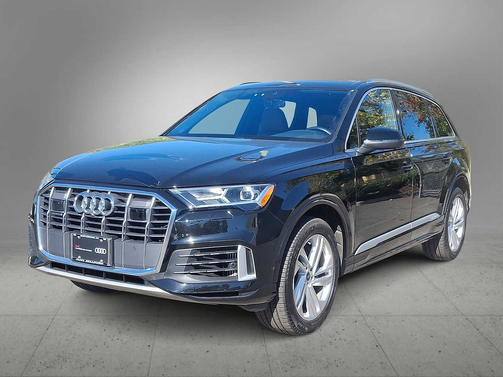 Certified 2022 Audi Q7 Premium Plus w/ Premium Plus Package