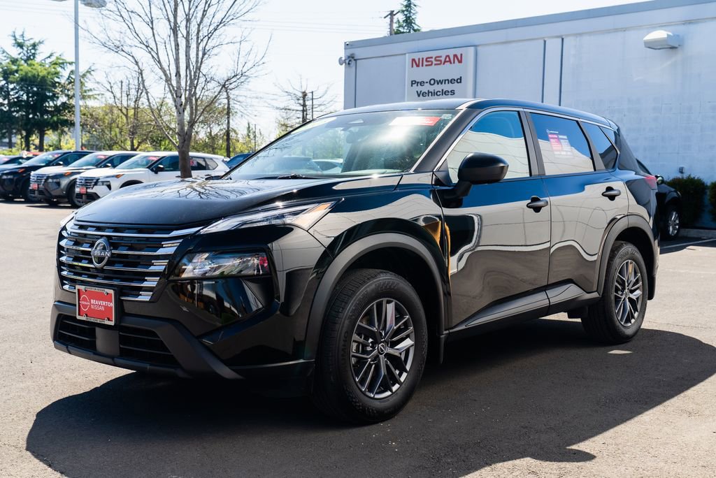 Certified 2025 Nissan Rogue S image 3