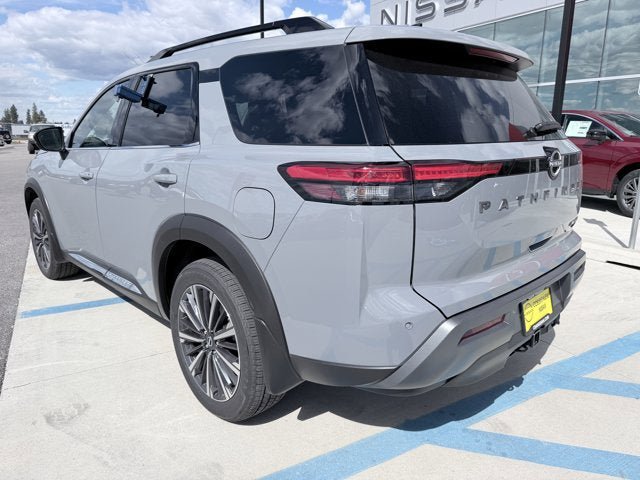 New 2026 Nissan Pathfinder Platinum AWD/4WD image 6