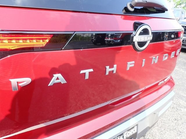 Used 2023 Nissan Pathfinder SL w/ SL Premium Package AWD/4WD image 5