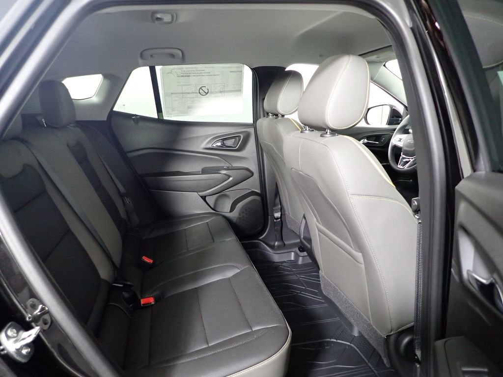 New 2026 Chevrolet Trax ACTIV FWD image 30