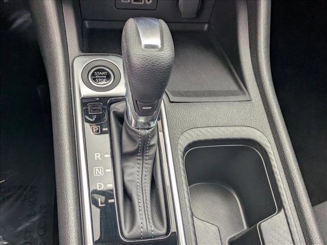 Used 2022 Nissan Sentra SV FWD image 12