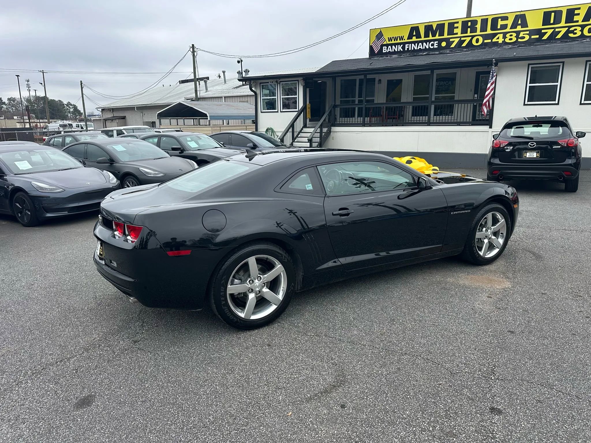 Used 2011 Chevrolet Camaro LT RWD image 8